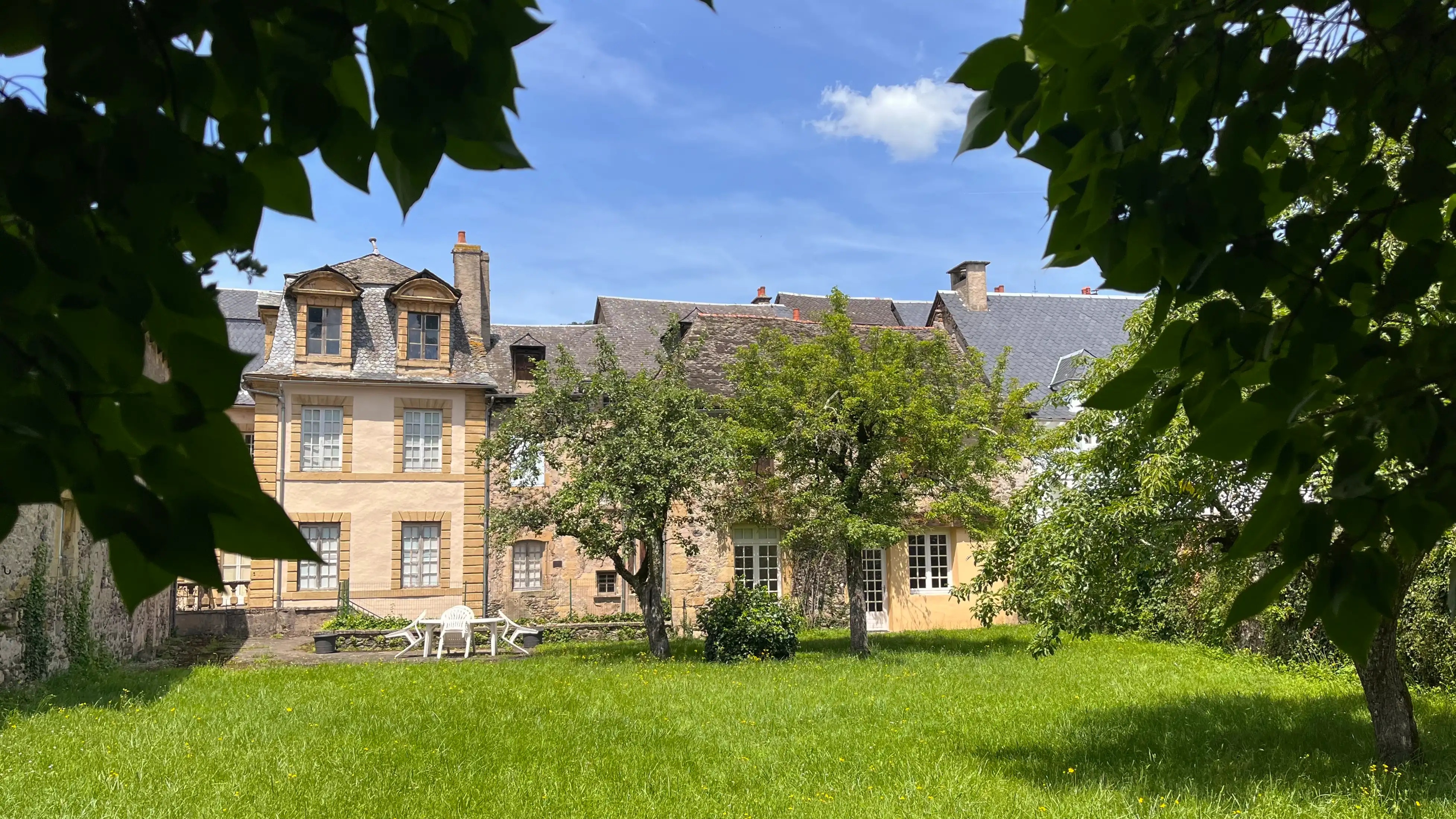 gîte saint-geniez d'olt et d'aubrac